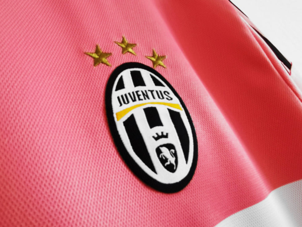 Juventus away 15/16
