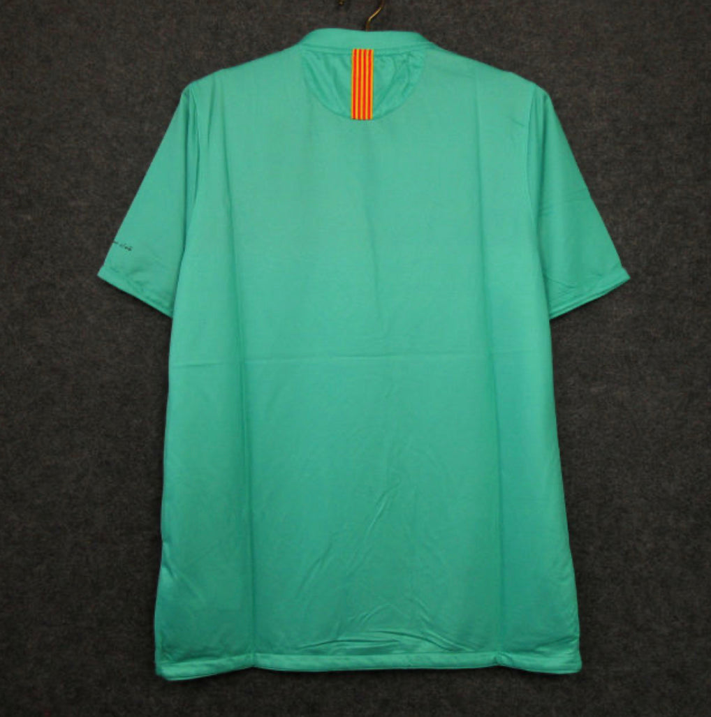 Barcalona 10/11 retro away
