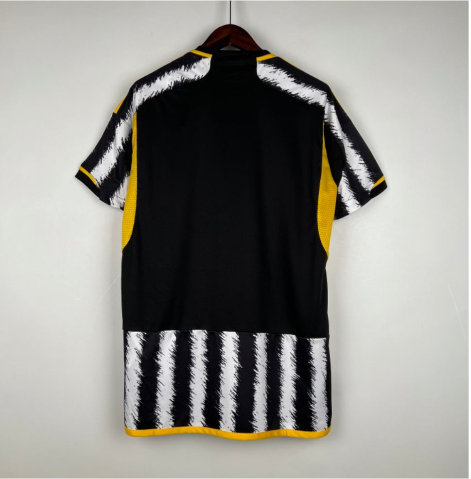 Juventus 23/24 home