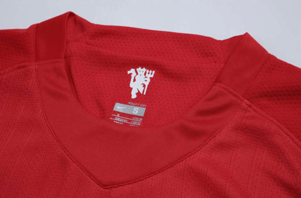 Manchester United 07/08 retro home