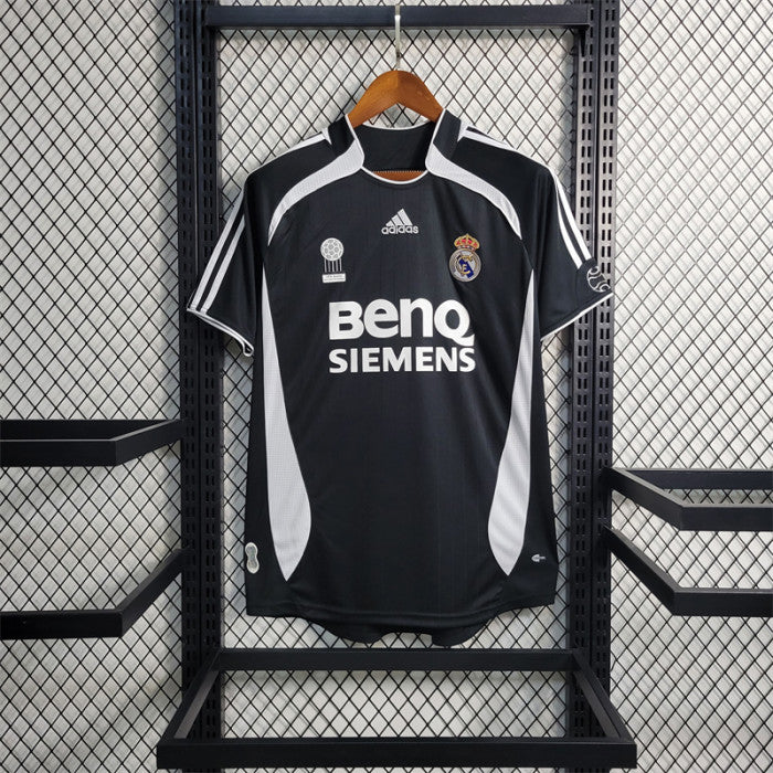 Real Madrid 06/07 Retro Away