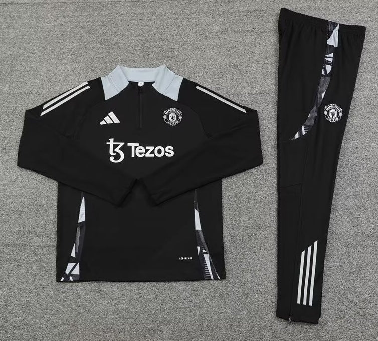 Manchester United Black Training Tracksuit 24/25