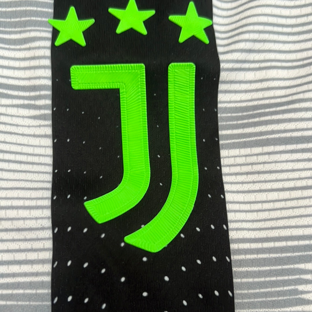 Juventus X palace 2019 shirt