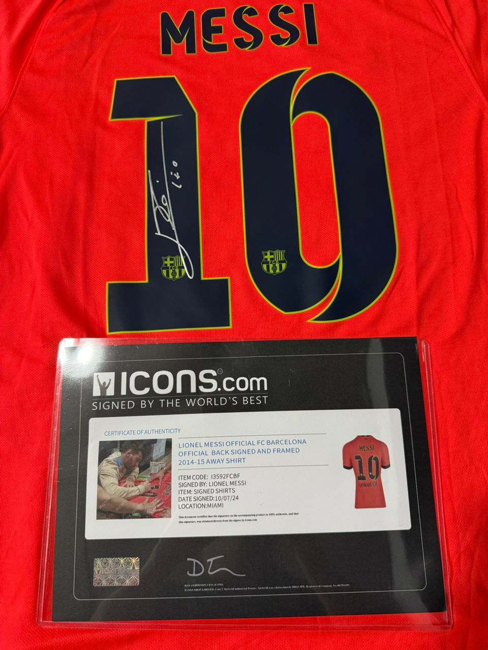 Signed Lionel Messi Barcelona ICONS