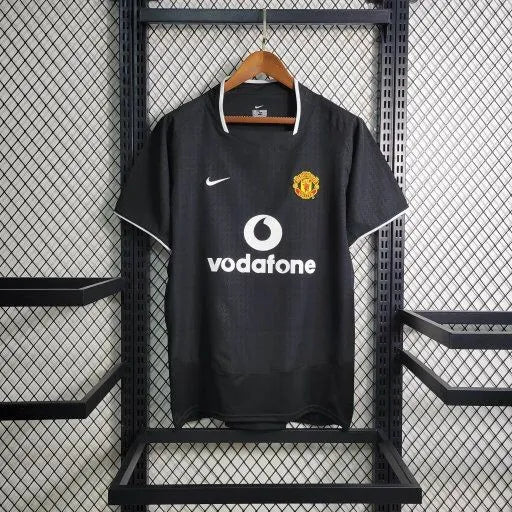 Manchester United 03/04 retro away
