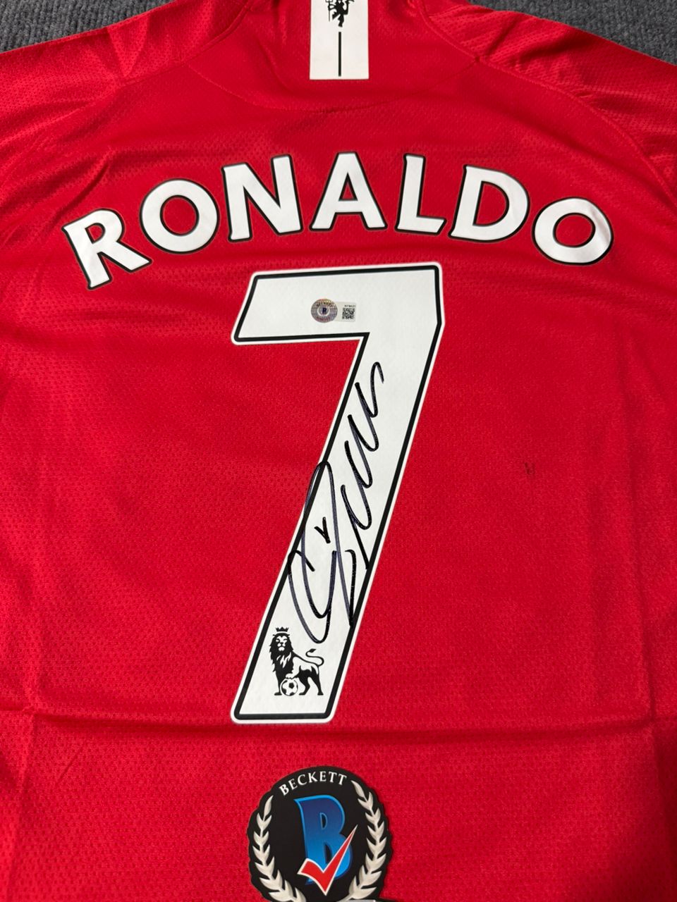 Signed Cristiano Ronaldo Beckett Manchester United Retro