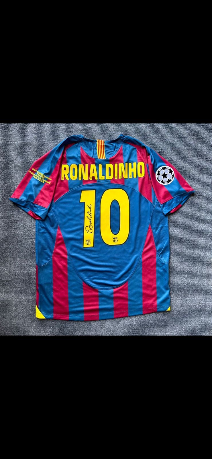 Signed Ronaldinho Barcelona Retro Football Shirt