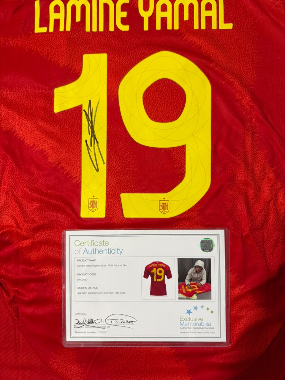 Signed Lamine Yamal Spain Jersey