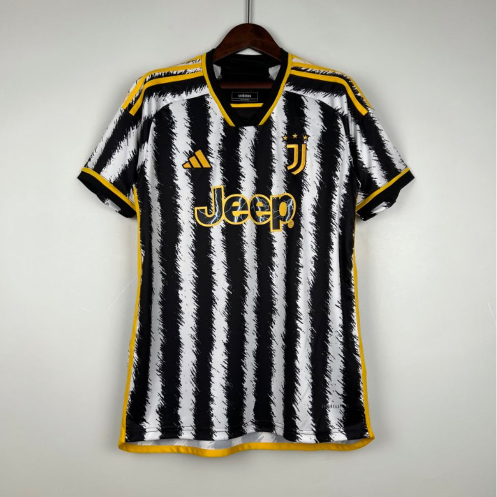 Juventus 23/24 home