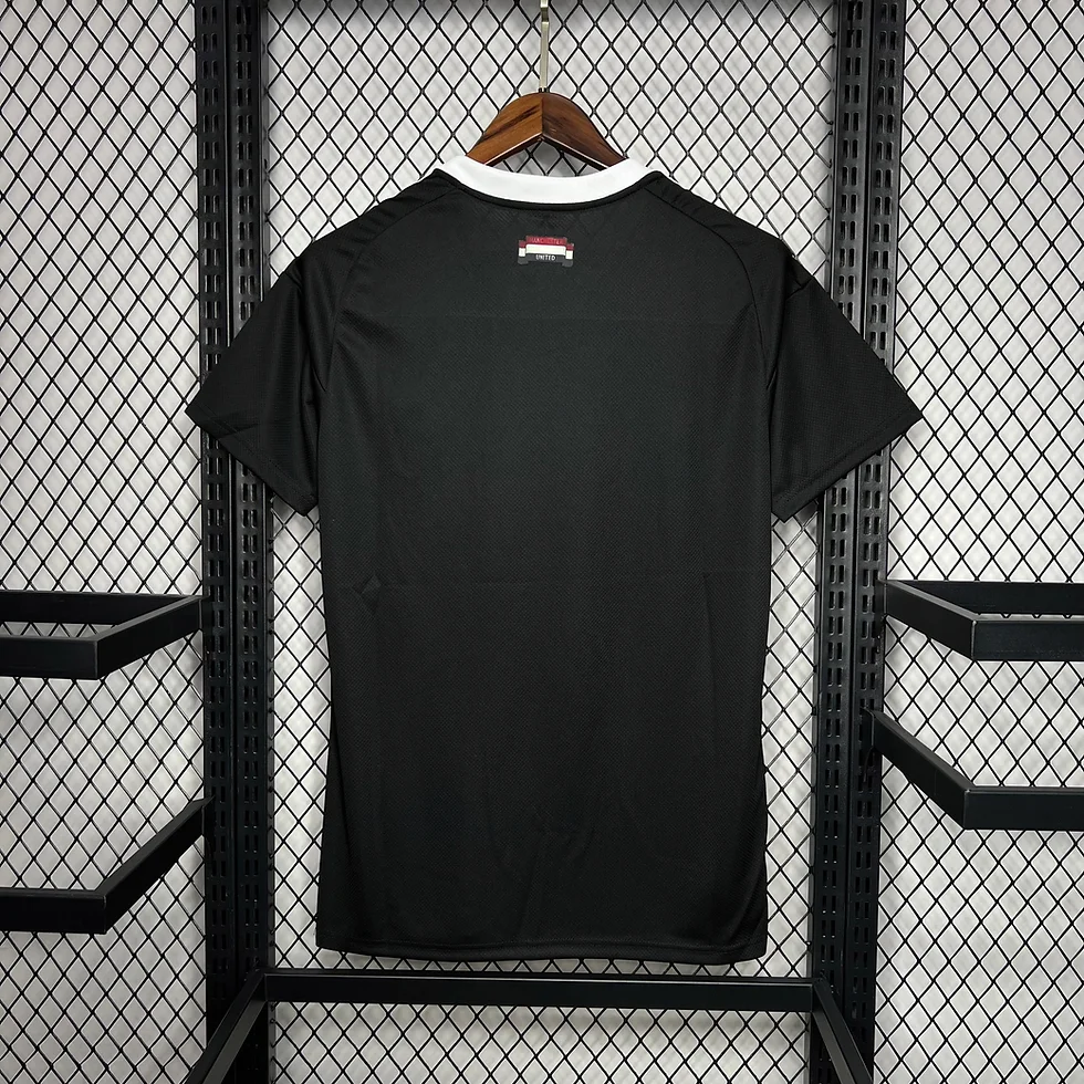 Manchester United 24/25 Away GoalKeeper