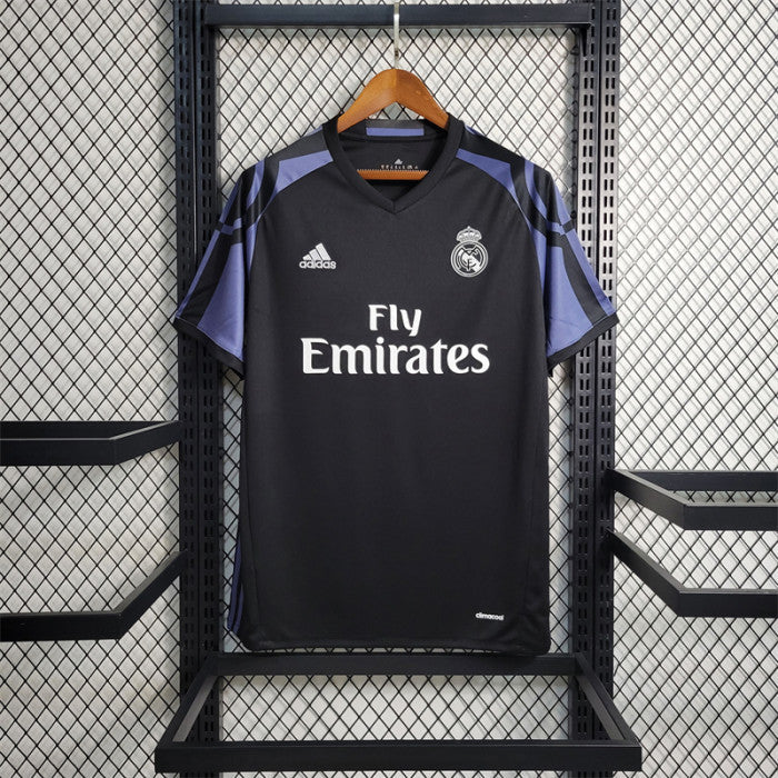 Real Madrid 16/17 third