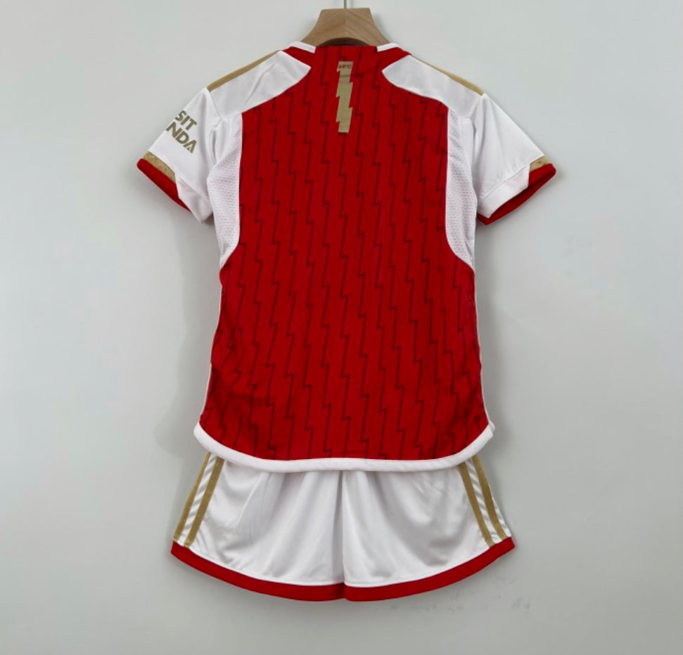 Arsenal 23/24 home kids